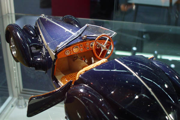 Bugatti T57 SC Corsica Roadster